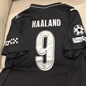 HAALAND #9 Manchester city black edition soccer jersey fits XL / 2XL slim fit